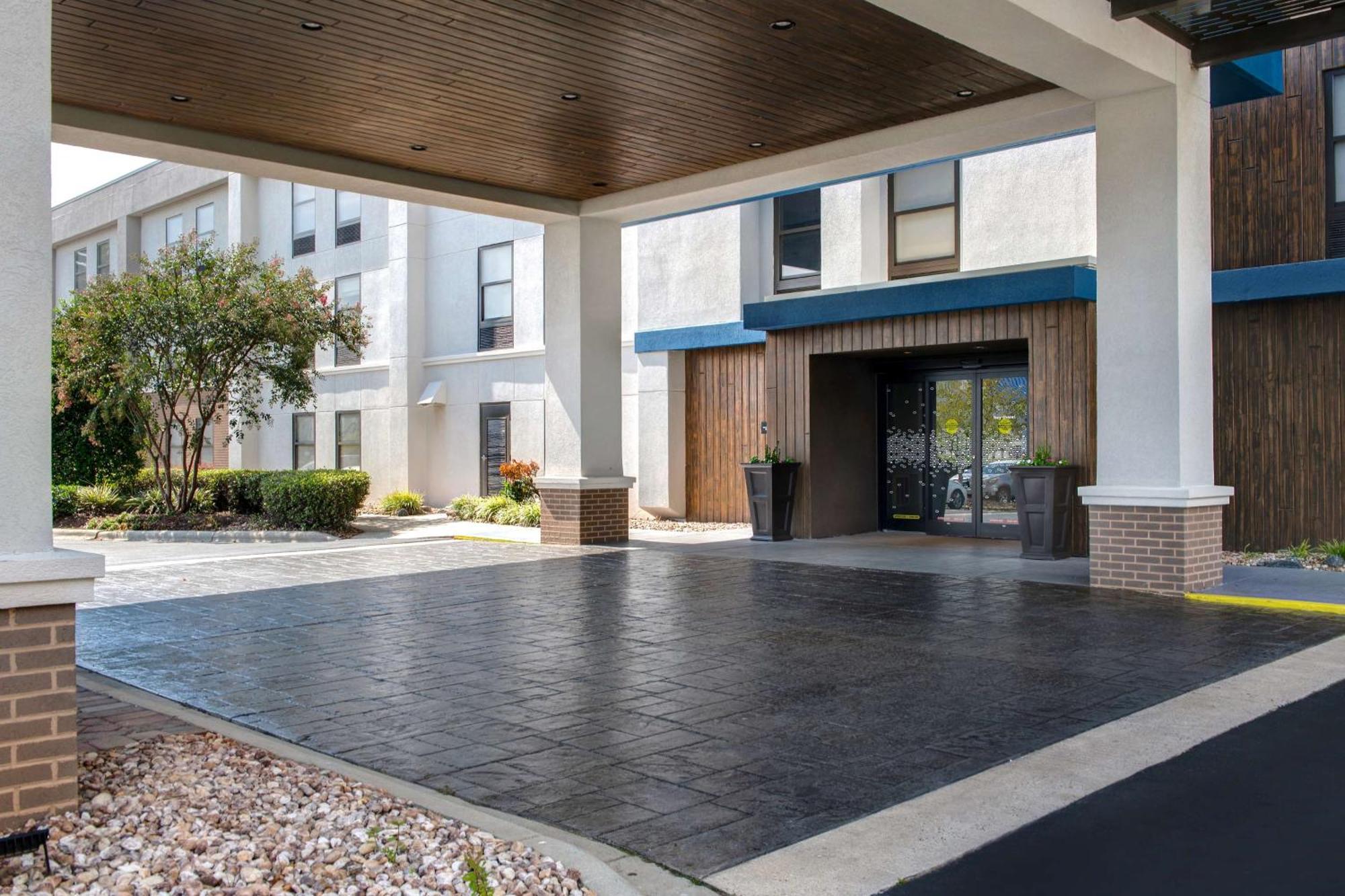 Hampton Inn Charlotte Monroe Kültér fotó