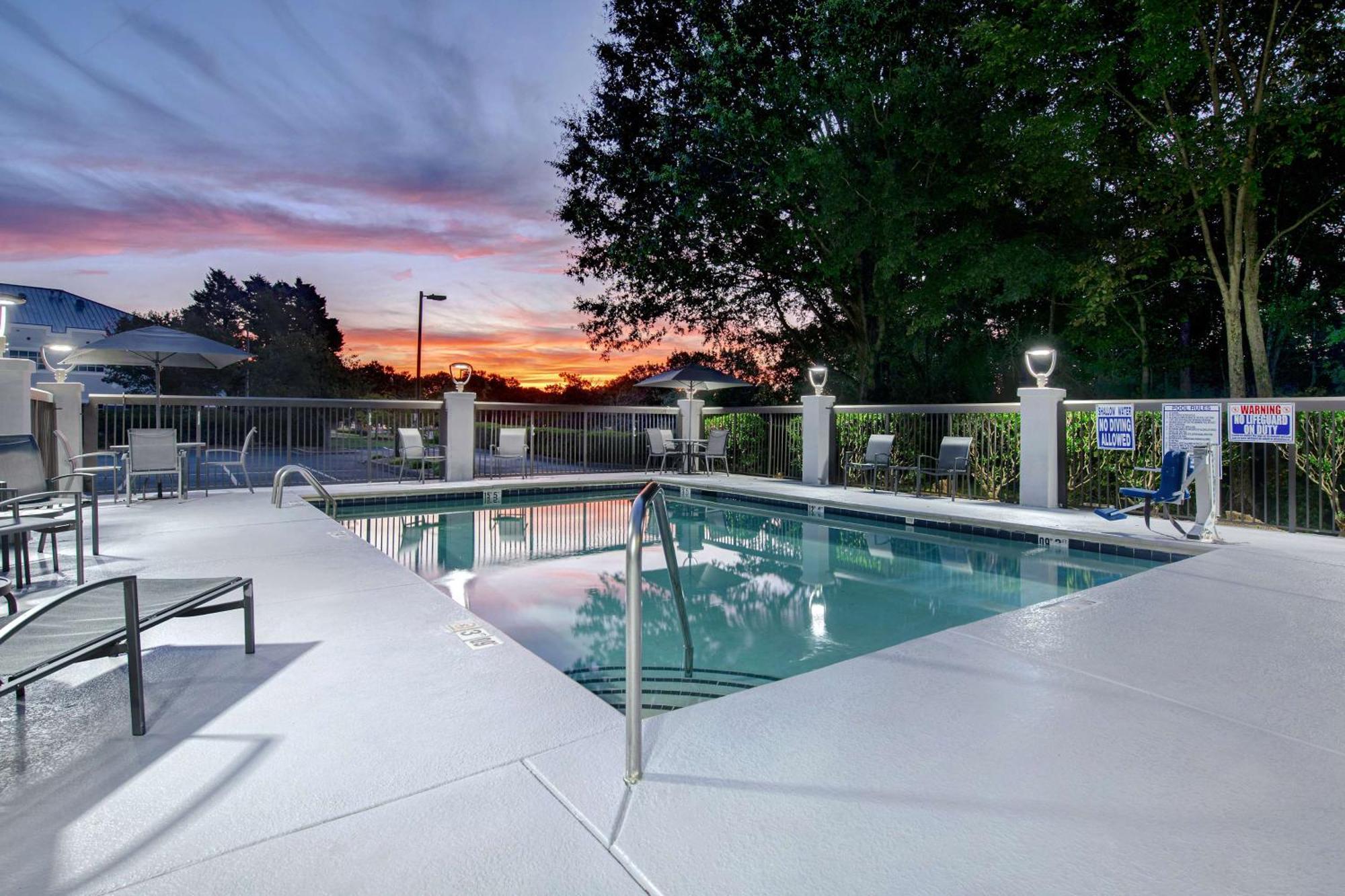 Hampton Inn Charlotte Monroe Kültér fotó