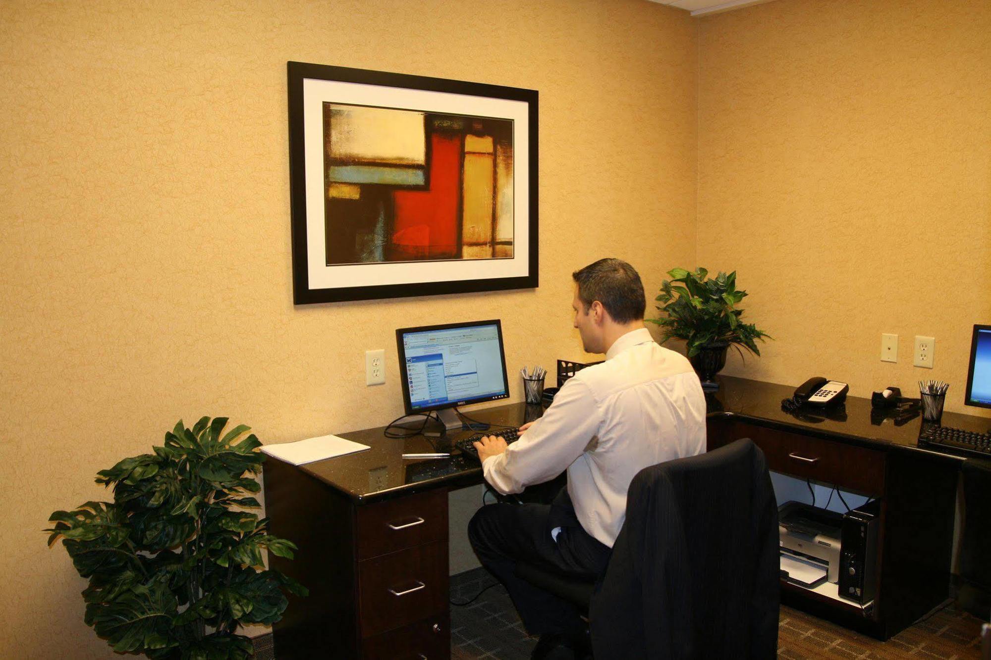 Hampton Inn Charlotte Monroe Létesítmények fotó
