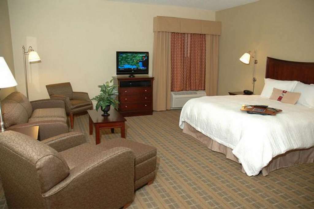 Hampton Inn Charlotte Monroe Szoba fotó